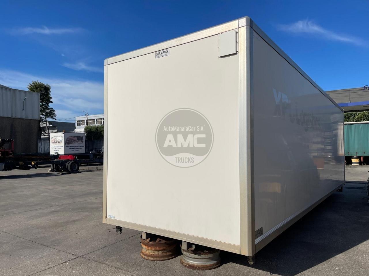 CAIXA FECHADA TIPO FURGÃO 8.60 X 2.48 X 2.50