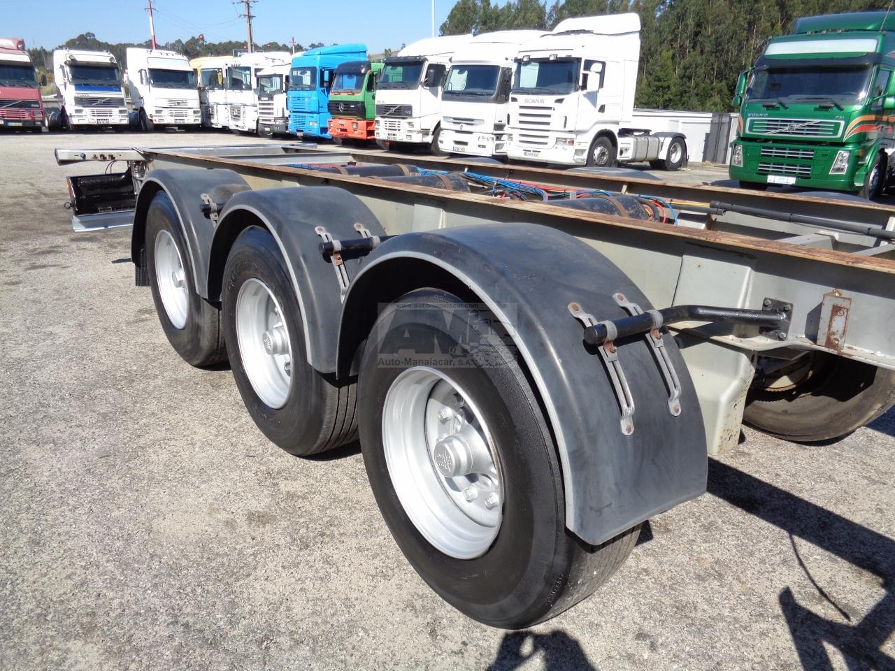 SEMI-REBOQUE LECITRAILER LTP-3ES EM CHASSI