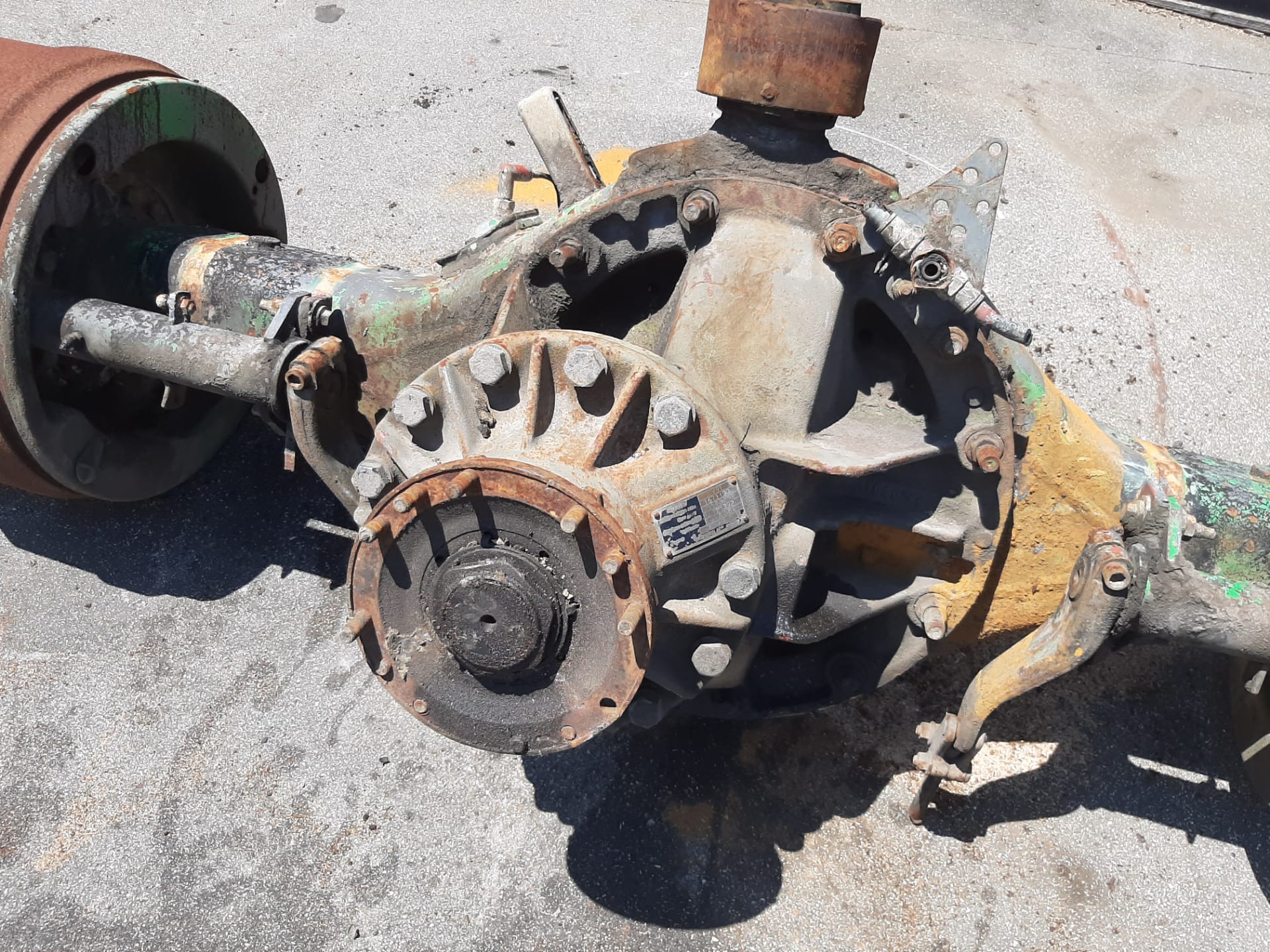 EIXO COMPLETO VOLVO FH12 DIFERENCIAL EV91 1671133 RATIO 3.10-1