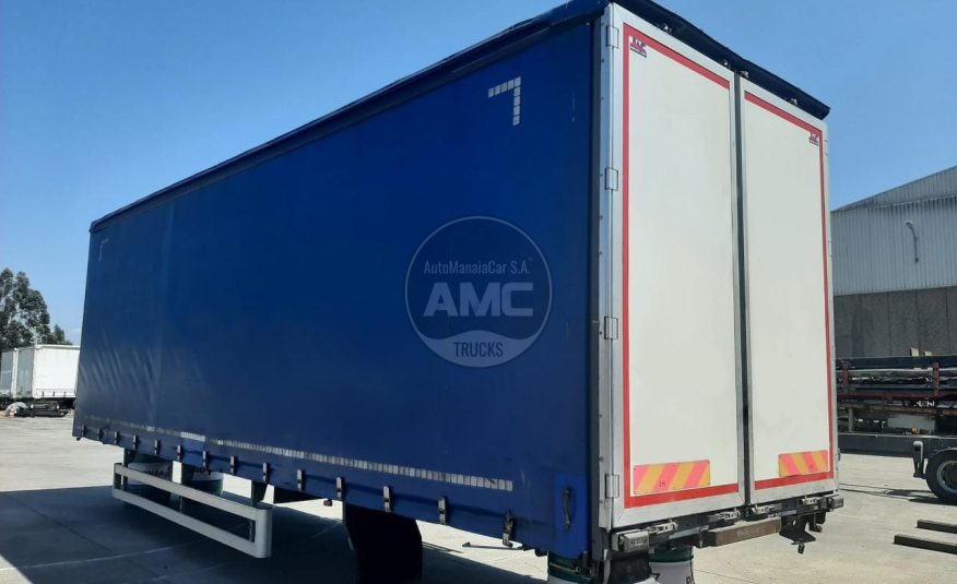 CAIXA DE CORTINAS DESLIZANTES C/ 2 PORTA TRASEIRAS 8.90 X 2.47 X 2.60/2.70