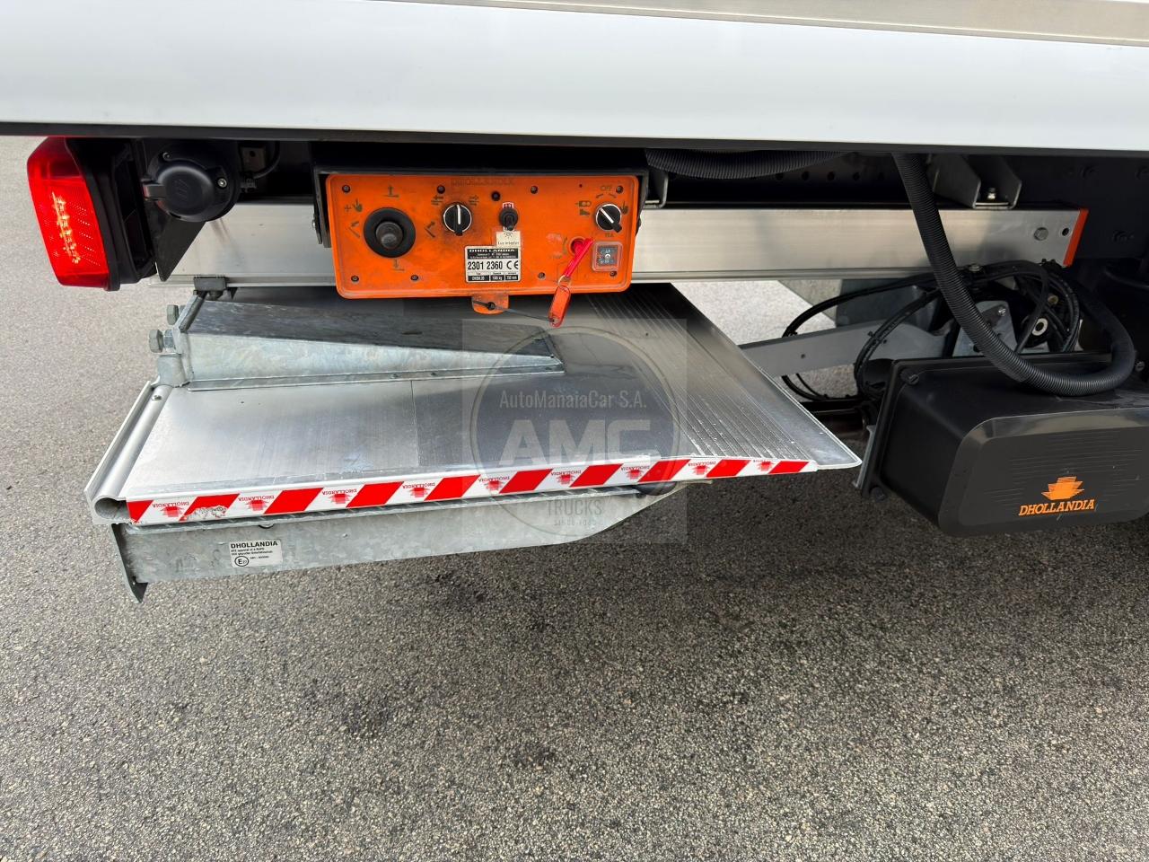 DAF XD 370 FA EURO6 4X2 CAIXA FECHADA 07/2023 (SÓ 61.000KM)