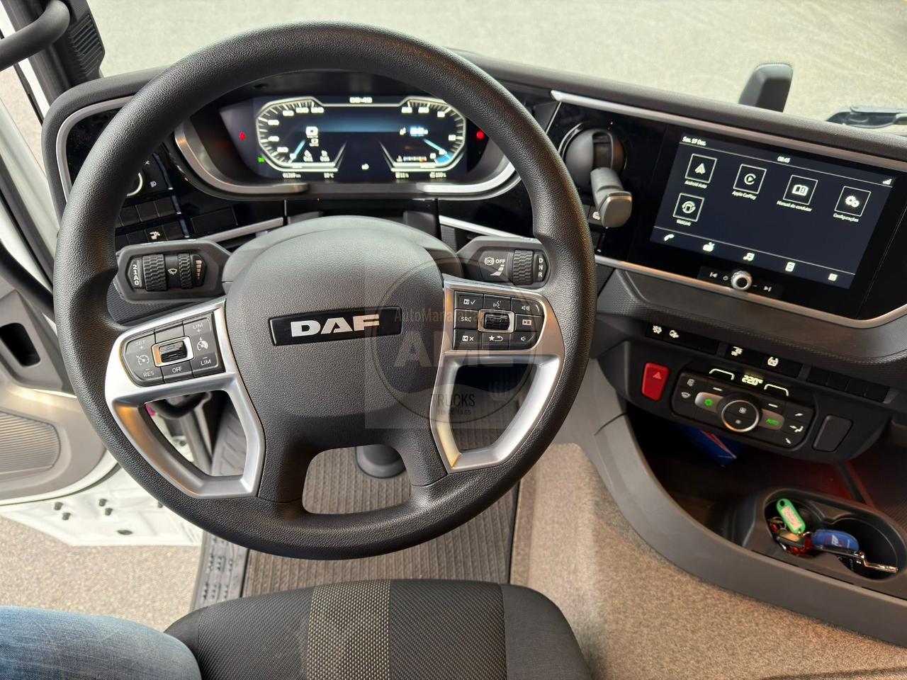 DAF XD 370 FA EURO6 4X2 CAIXA FECHADA 07/2023 (SÓ 61.000KM)