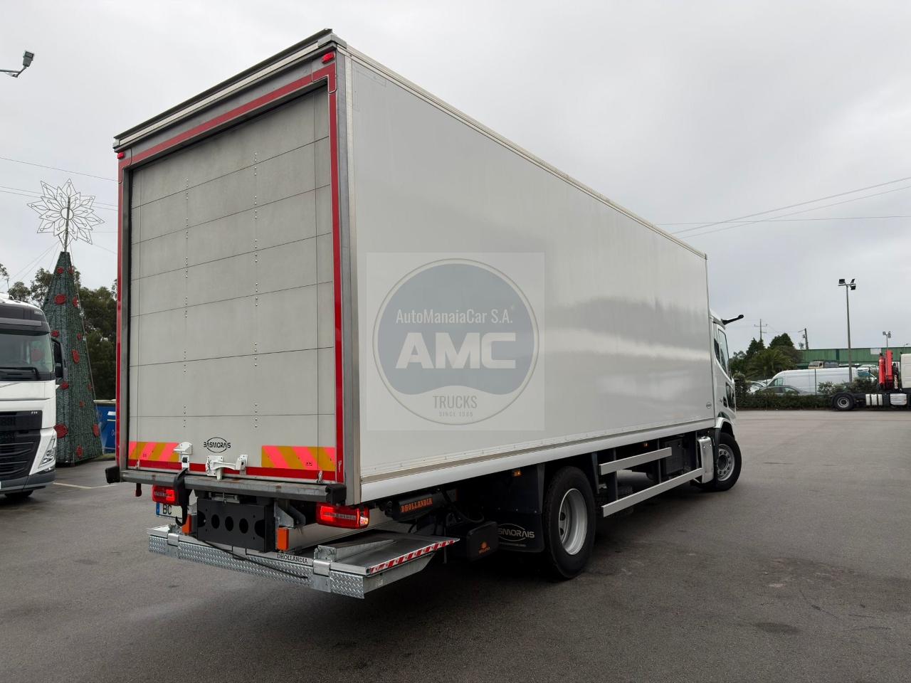 DAF XD 370 FA EURO6 4X2 CAIXA FECHADA 07/2023 (SÓ 61.000KM)