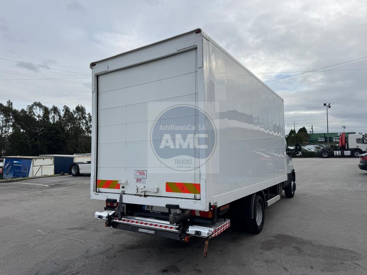 IVECO DAILY 72-180 3LUGARES NACIONAL 2023 80.000KM