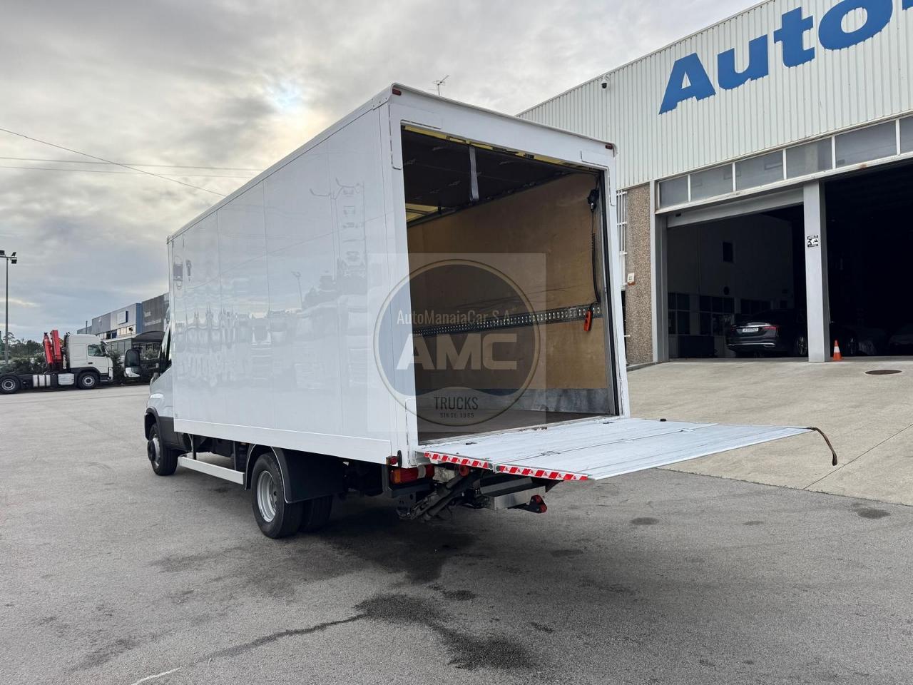 IVECO DAILY 72-180 3LUGARES NACIONAL 2023 80.000KM