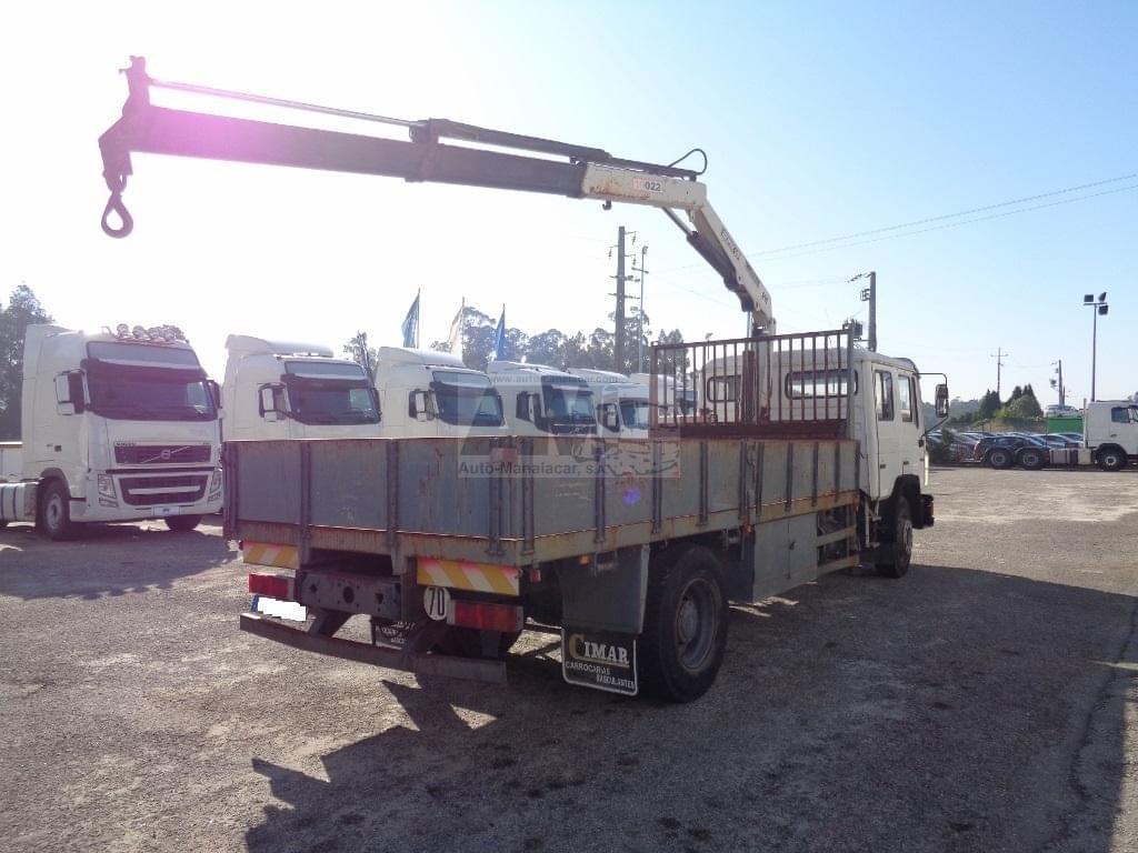 MAN 18.232 4X2 CABINE DUPLA COM GRUA