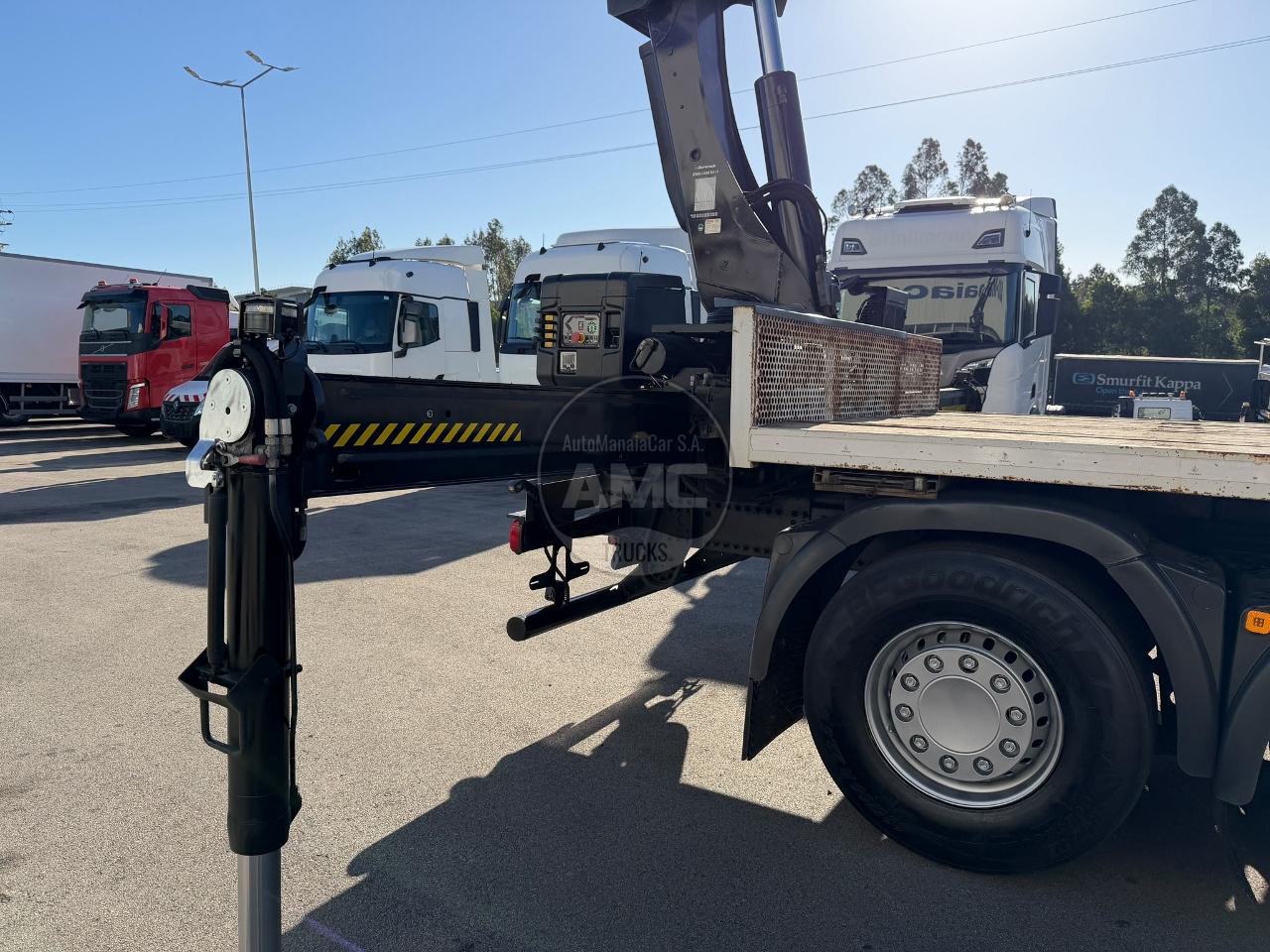 MAN TGS 26.420 EURO6 6X2 RETARDER ADR 2017 C/ GRUA HIAB X-HIDUO 258 E-7