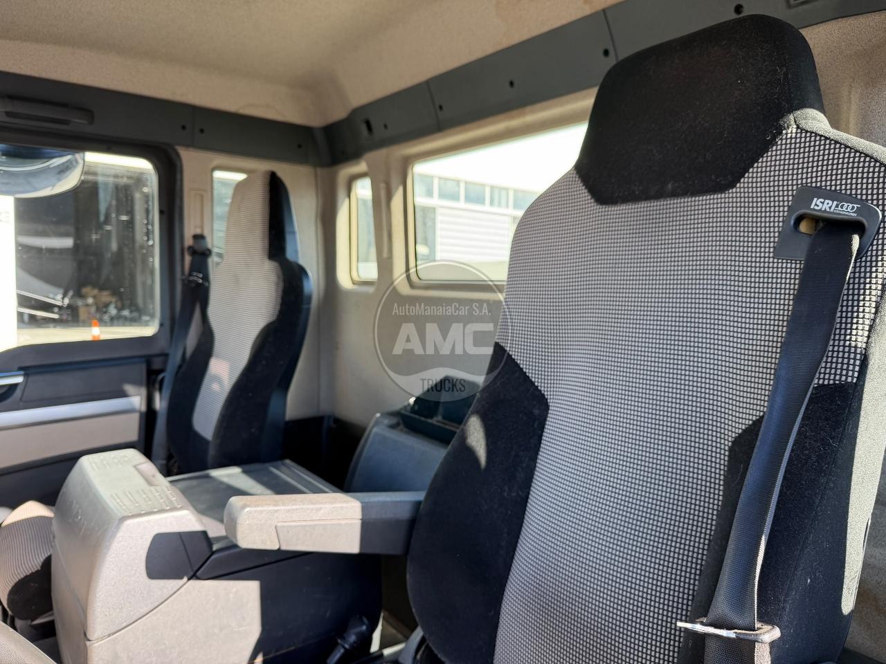 MAN TGS 26.420 EURO6 6X2 RETARDER ADR 2017 C/ GRUA HIAB X-HIDUO 258 E-7
