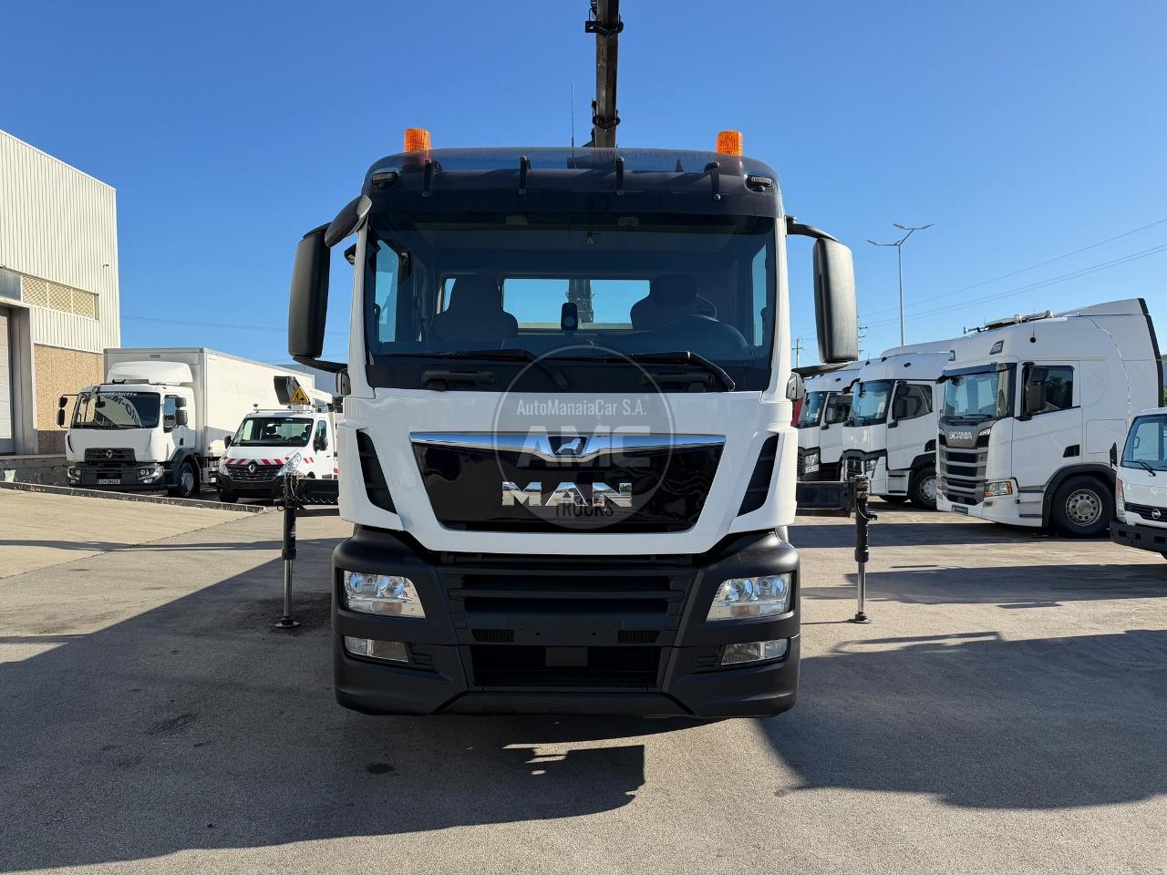 MAN TGS 26.420 EURO6 6X2 RETARDER ADR 2017 C/ GRUA HIAB X-HIDUO 258 E-7