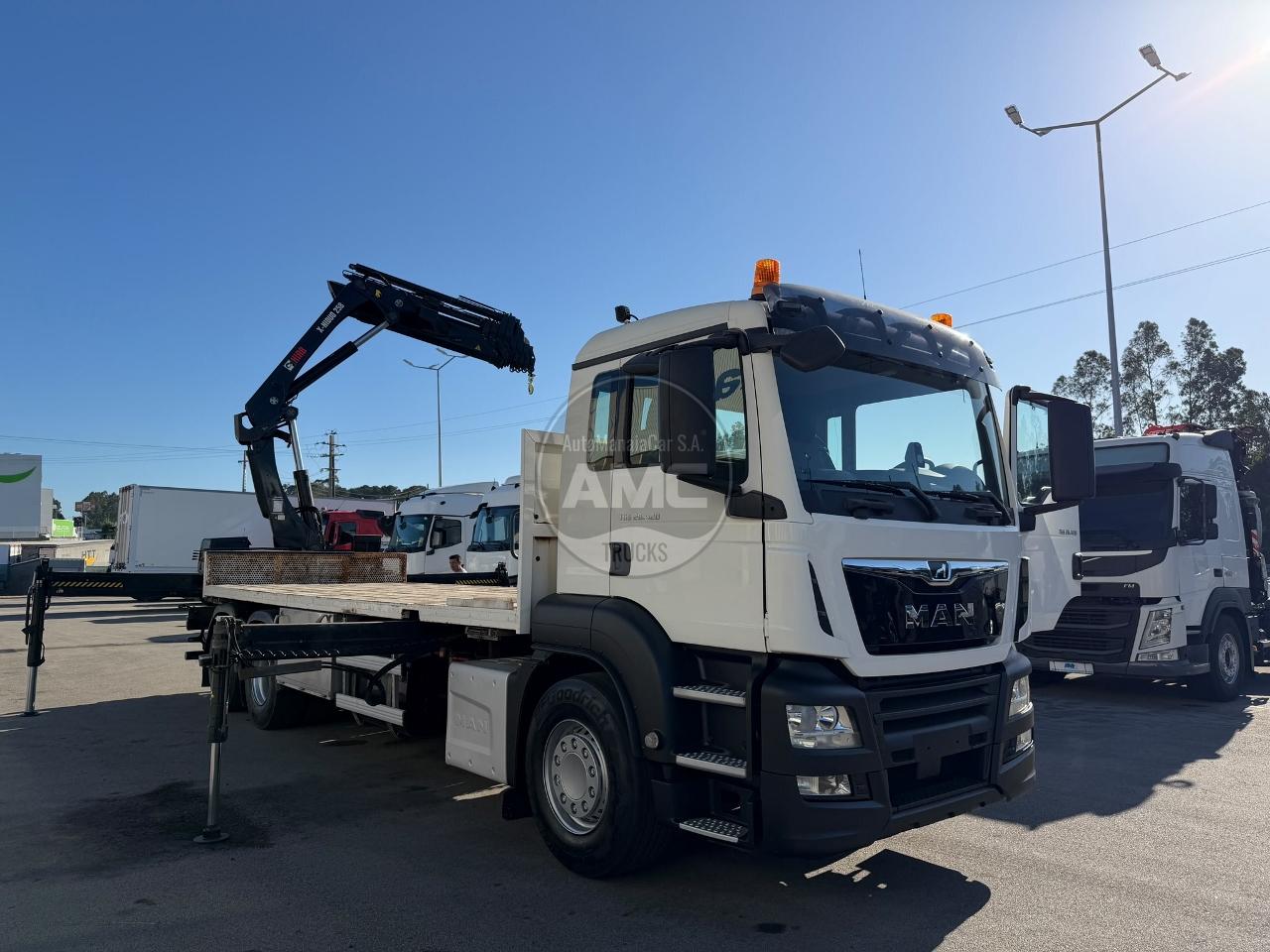MAN TGS 26.420 EURO6 6X2 RETARDER ADR 2017 C/ GRUA HIAB X-HIDUO 258 E-7