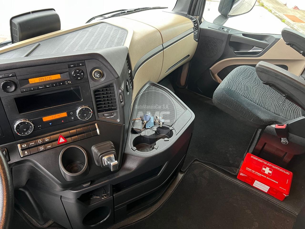 TRATOR MERCEDES ACTROS 1845 EURO6 STREAM SPACE 4X2 RETARDER 2017