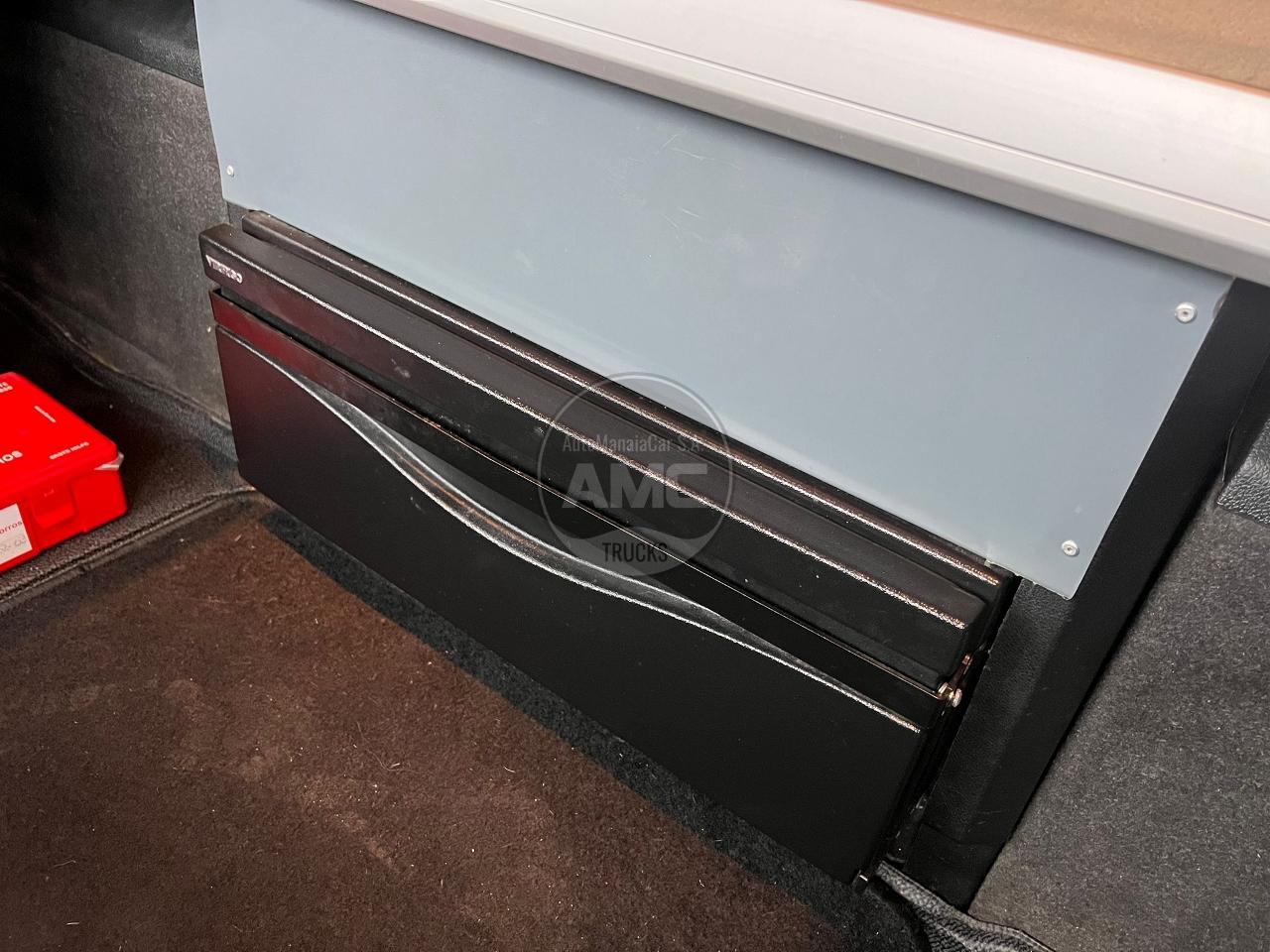 TRATOR MERCEDES ACTROS 1845 EURO6 STREAM SPACE 4X2 RETARDER 2017