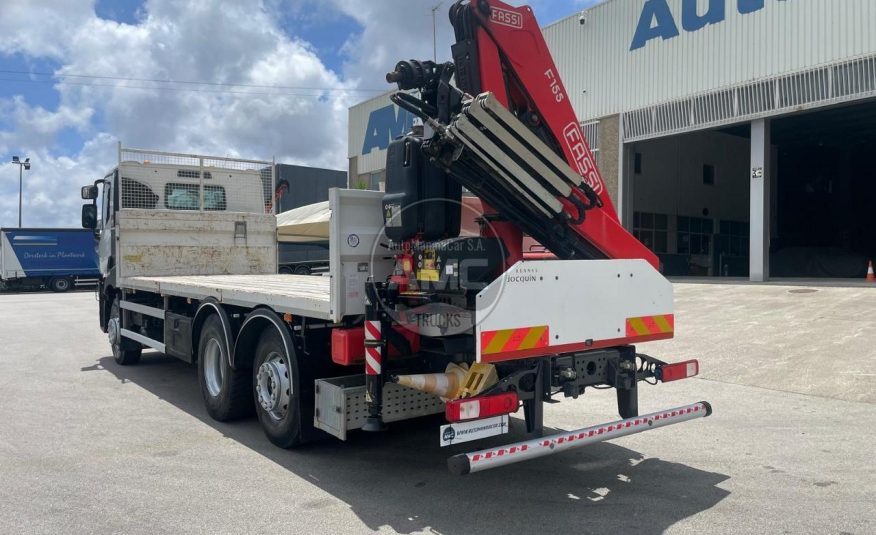 RENAULT C380 EURO6 6X2 COM GRUA FASSI 11.2016