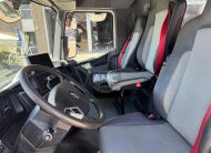 RENAULT C380 EURO6 6X4 BI-BASCULANTE COM GRUA 3 LUGARES 2015