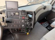 RENAULT C380 EURO6 6X4 BI-BASCULANTE COM GRUA 3 LUGARES 2015