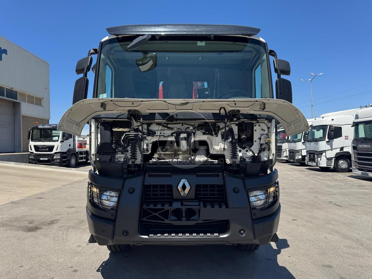 RENAULT C380 EURO6 6X4 BI-BASCULANTE COM GRUA 3 LUGARES 2015