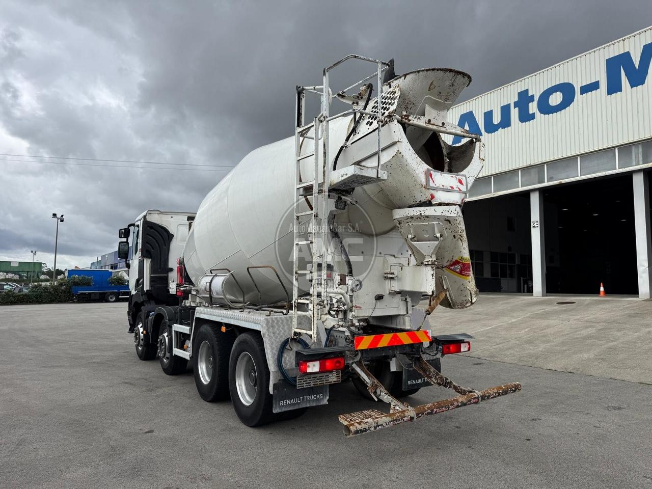 RENAULT C380 EURO6 8X4 BETONEIRA SCHWING STETTER 9m3