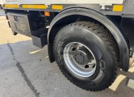 RENAULT C380 EURO6 4X2 2015 COM GRUA PALFINGER PK 12002 EH
