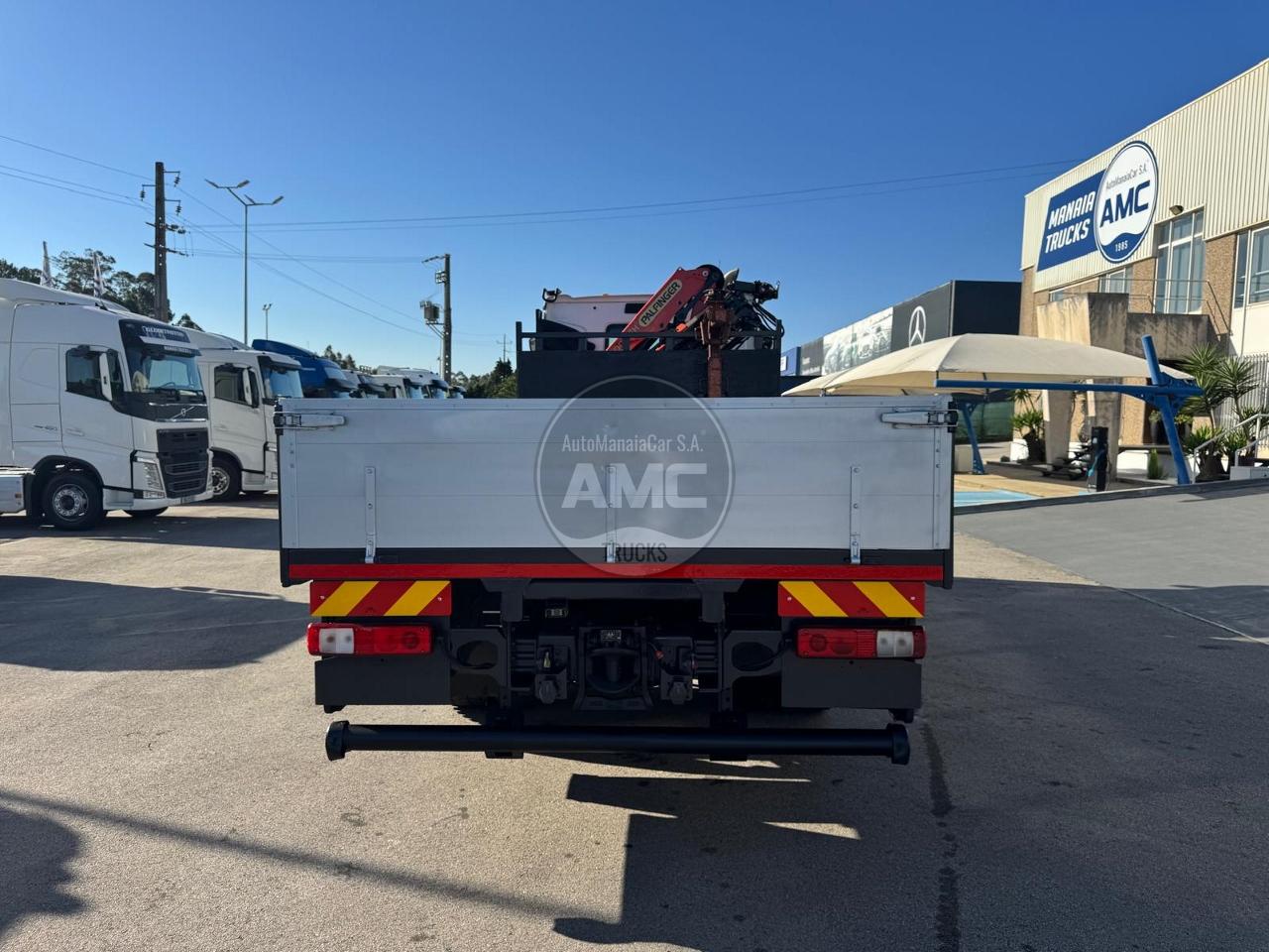 RENAULT C380 EURO6 4X2 2015 COM GRUA PALFINGER PK 12002 EH