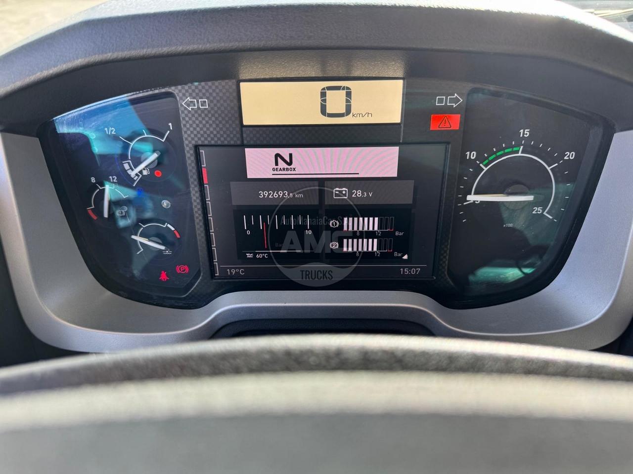 TRATOR RENAULT C520 EURO6 6X4 CAB. BAIXA RETARDER KIT HIDRÁULICO REDUÇÃO AOS CUBOS PBMC: 70000 KGS