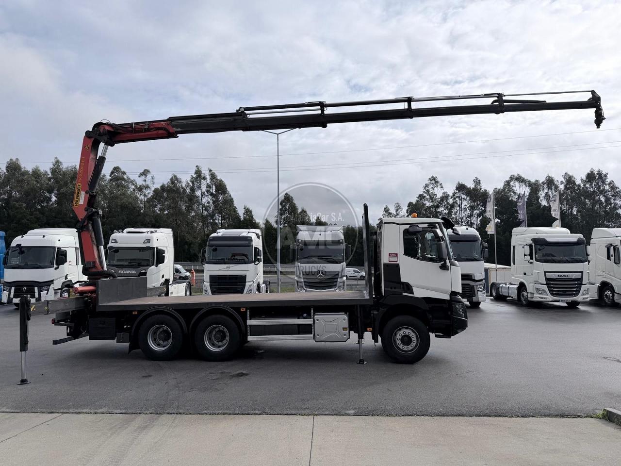 RENAULT C460 EURO6 6X4 07/2016 C/GRUA PALFINGER PK 22002EH RETARDER E REDUÇÃO AOS CUBOS