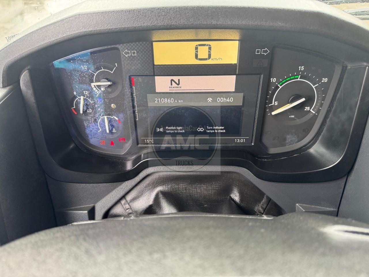 RENAULT C460 E6 8X4 ÚLTIMO EIXO DIRECCIONAL E ELEVAR | 210.000km I HISTÓRICO MANUTENÇÃO NA MARCA