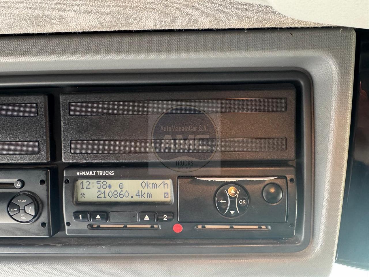 RENAULT C460 E6 8X4 ÚLTIMO EIXO DIRECCIONAL E ELEVAR | 210.000km I HISTÓRICO MANUTENÇÃO NA MARCA