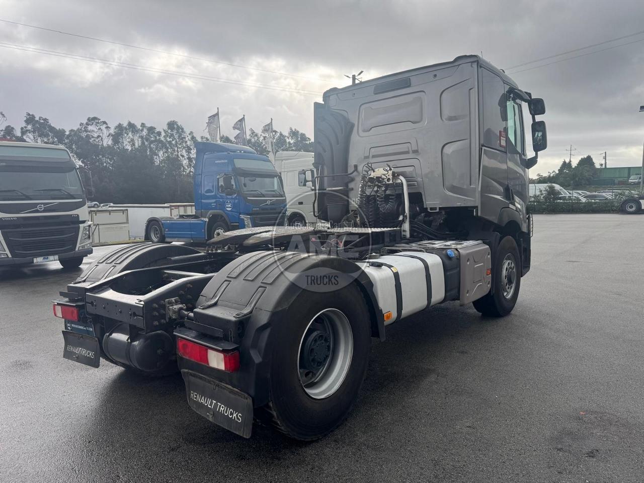 RENAULT C460 4X2/4X4 OPTITRACK (CABINE BAIXA) 270.000km 10/2018