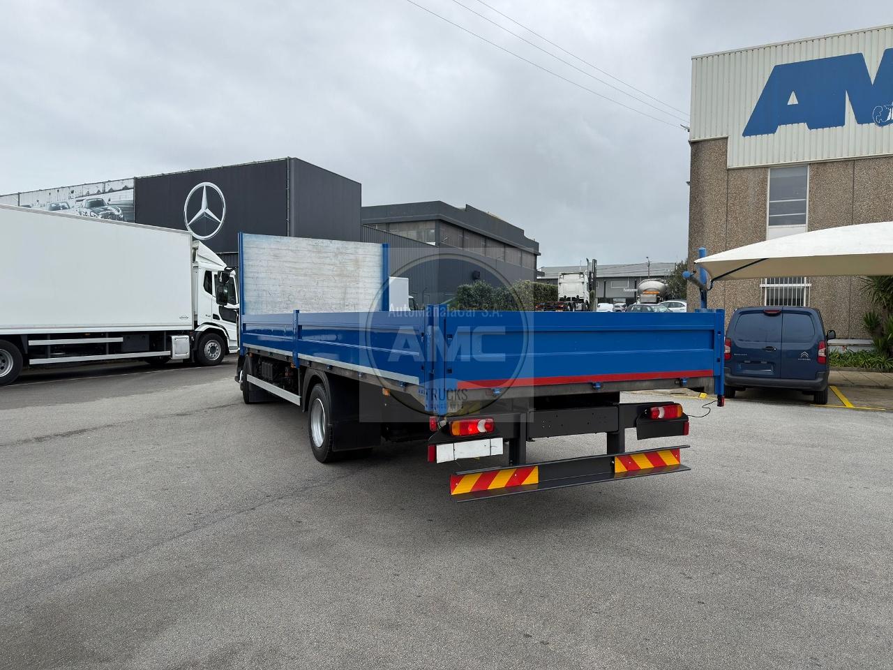 RENAULT D12 210 EURO6 4X2 2014 278.000 KM