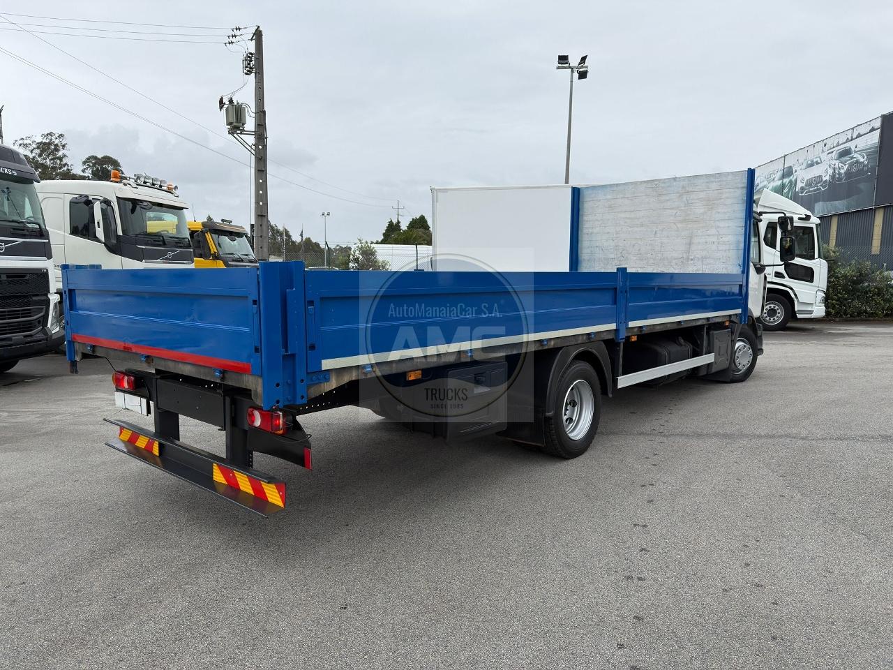 RENAULT D12 210 EURO6 4X2 2014 278.000 KM