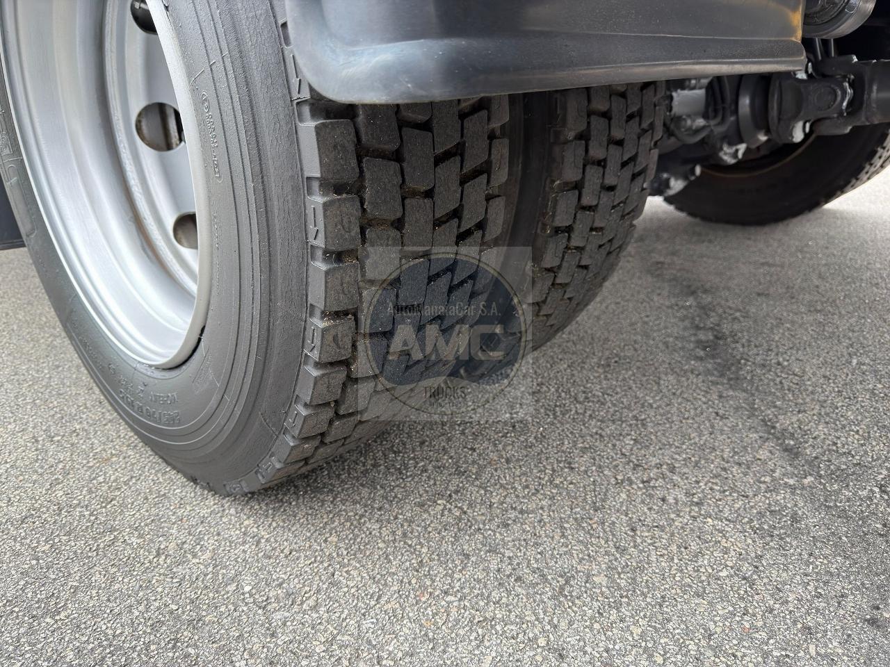 RENAULT D12 210 EURO6 4X2 2014 278.000 KM