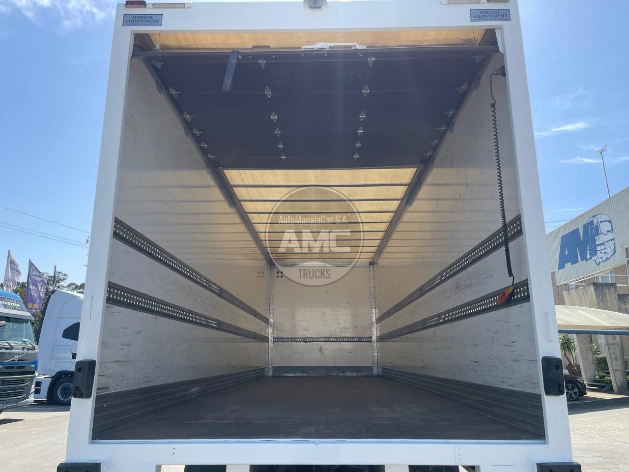 RENAULT D19 280 EURO6 4X2 2018, CAIXA FECHADA 8.60 X 2.45 X 2.45