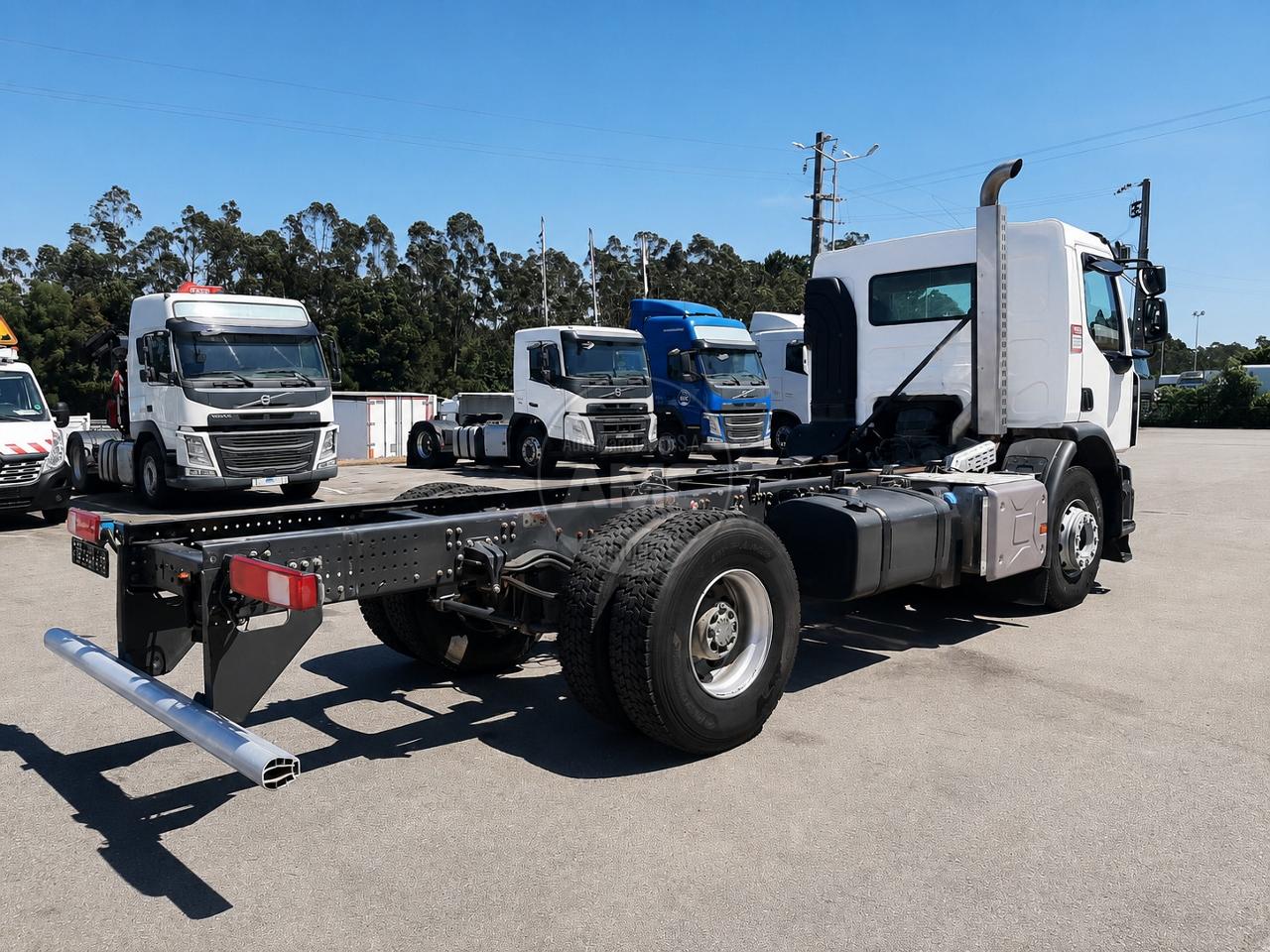 RENAULT C19 380 E6 4X2 CHASSI  ANO 2020
