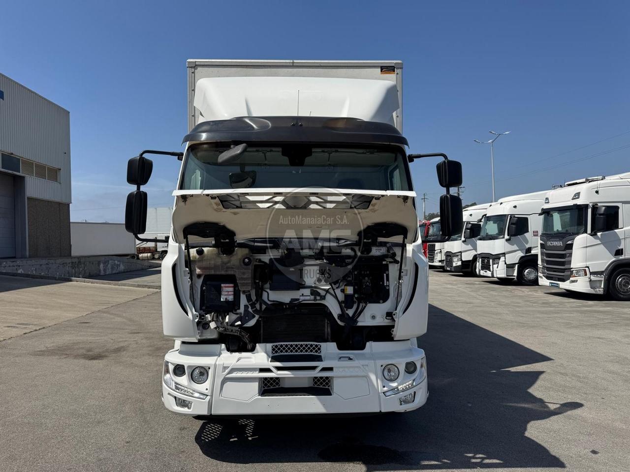 RENAULT D16 250 4X2 2021 332.000KM CAIXA FECHADA 8.90 X 2.47 X 2.75