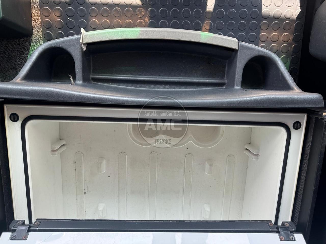 TRATOR RENAULT PREMIUM 460 EURO5 4X2 RETARDER NACIONAL