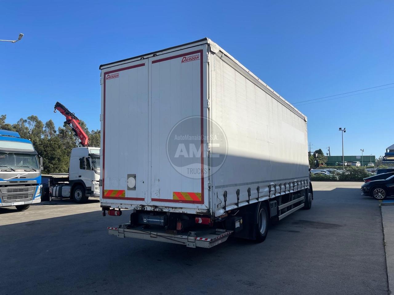 RENAULT D19 280 EURO6 4X2 CORTINAS E TETO DESLIZANTES 8.85 X 2.47 X 2.80