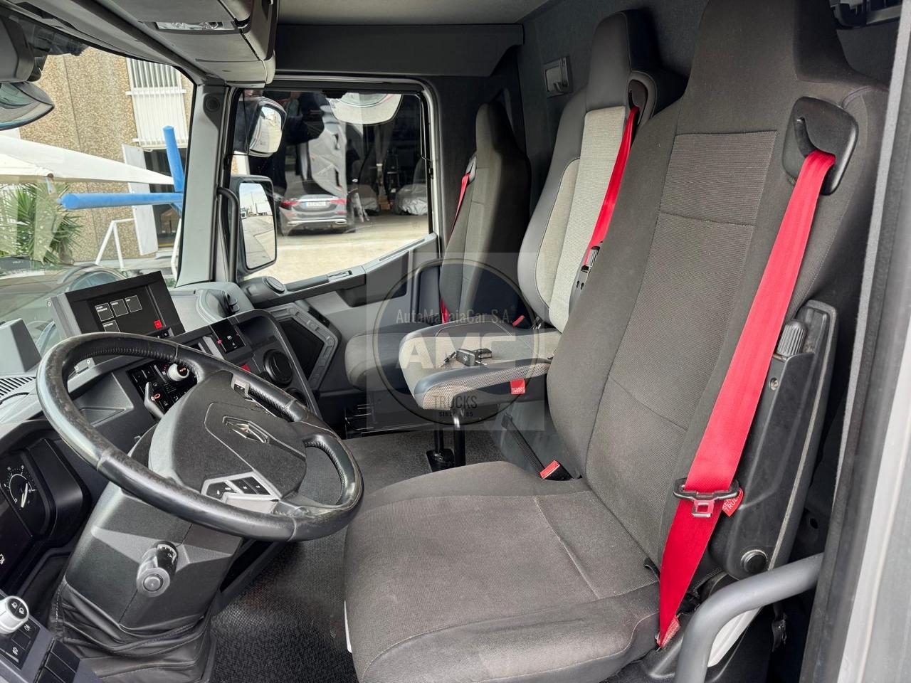 RENAULT T380 CABINE BAIXA EURO6 6X2 CAIXA CORTINAS 8.45 X 2.45 X 2.65 298.000KM