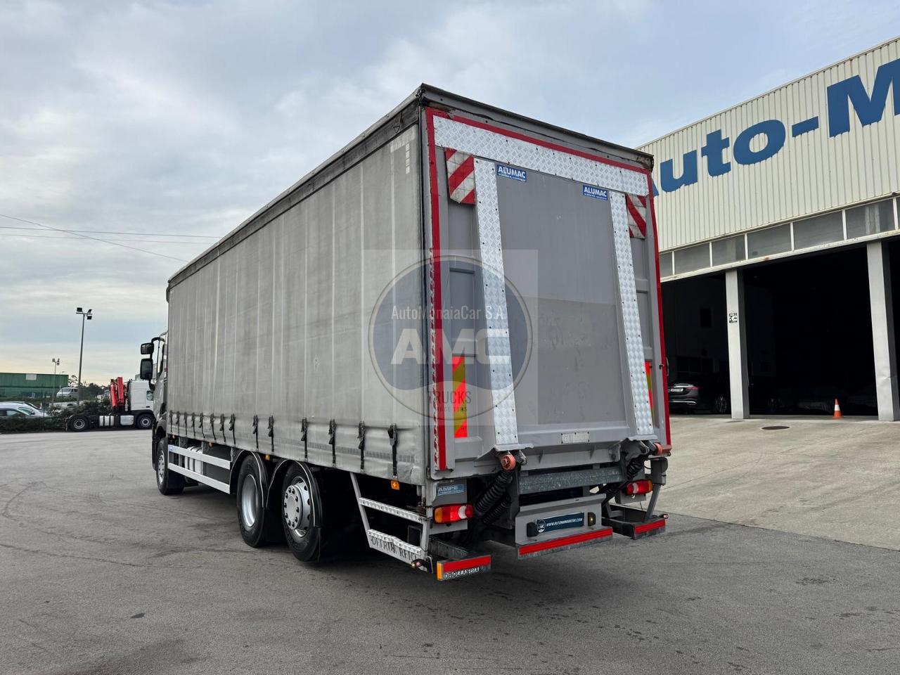 RENAULT T380 CABINE BAIXA EURO6 6X2 CAIXA CORTINAS 8.45 X 2.45 X 2.65 298.000KM