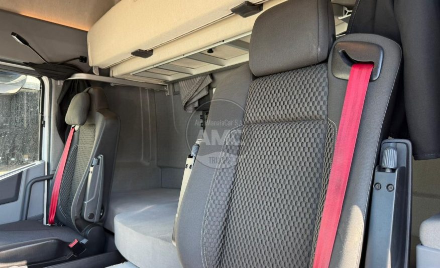 RENAULT T480 HIGH CAB 4X2 09/2018 DTI 13000 CM3 RETARDER NACIONAL 50TON