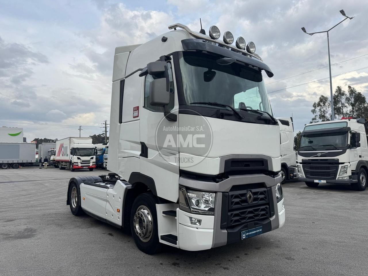 TRATOR RENAULT T520 HIGH CAB EURO6 4X2 2020 RETARDER