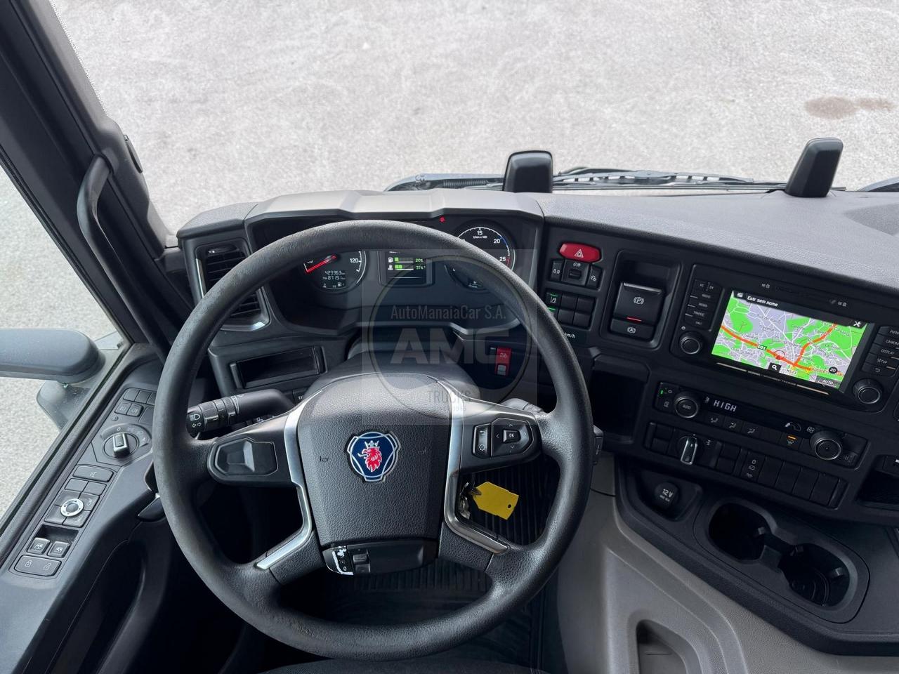 SCANIA P280 EURO6 4X2 (NOVO MODELO) 2020 MED. CAIXA 8.95 X 2.47 X 2.70