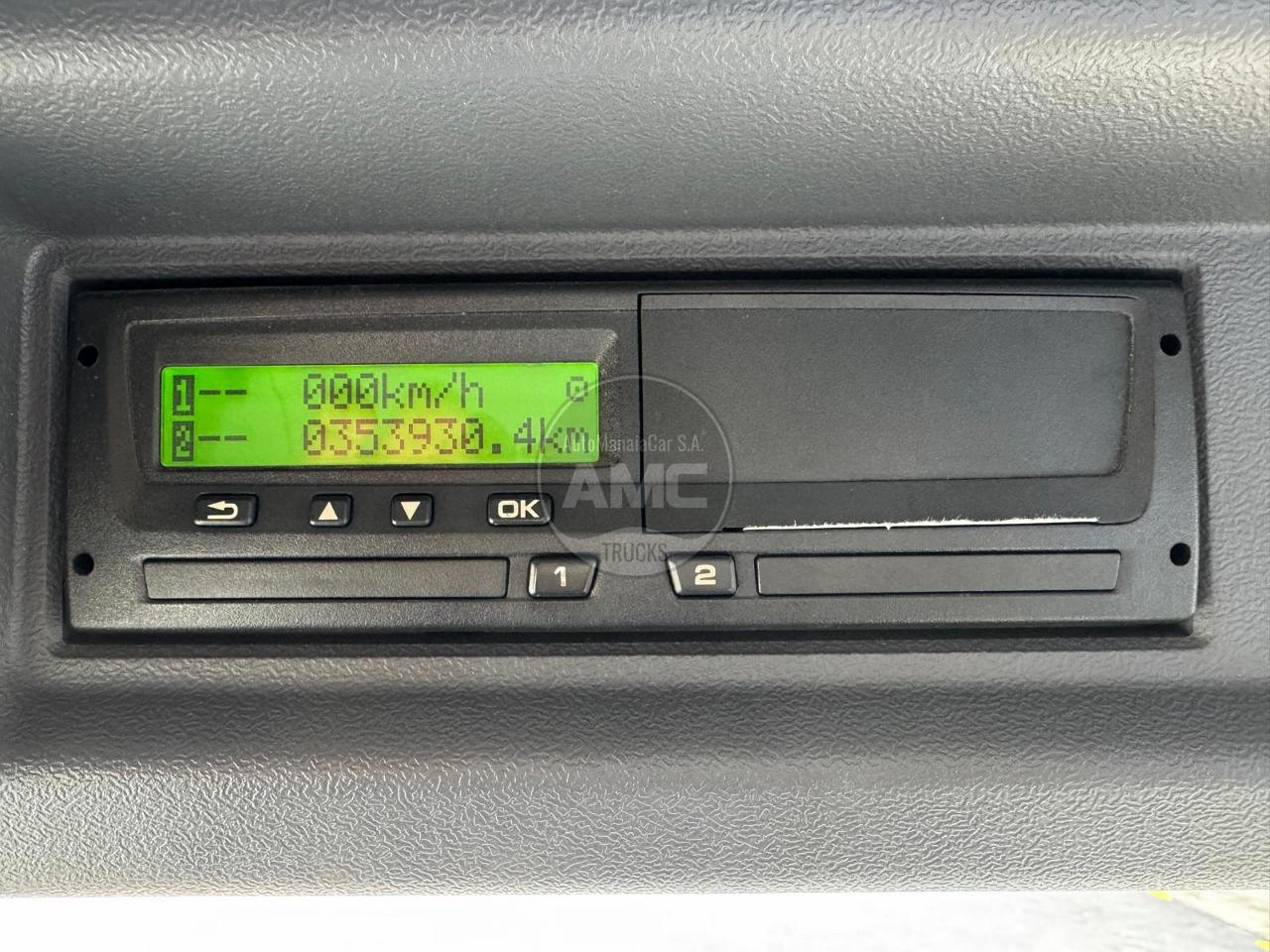 SCANIA P410 6X4 EURO6 COM GRUA HIAB KM 414 FT-S RETARDER REDUÇÃO