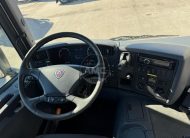 SCANIA P410 6X4 EURO6 COM GRUA HIAB KM 414 FT-S RETARDER REDUÇÃO