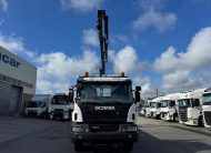 SCANIA P410 6X4 EURO6 COM GRUA HIAB KM 414 FT-S RETARDER REDUÇÃO
