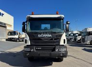 SCANIA P410 6X4 EURO6 COM GRUA HIAB KM 414 FT-S RETARDER REDUÇÃO