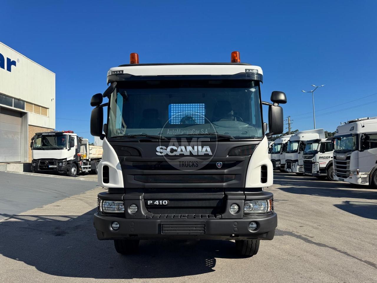 SCANIA P410 6X4 EURO6 COM GRUA HIAB KM 414 FT-S RETARDER REDUÇÃO