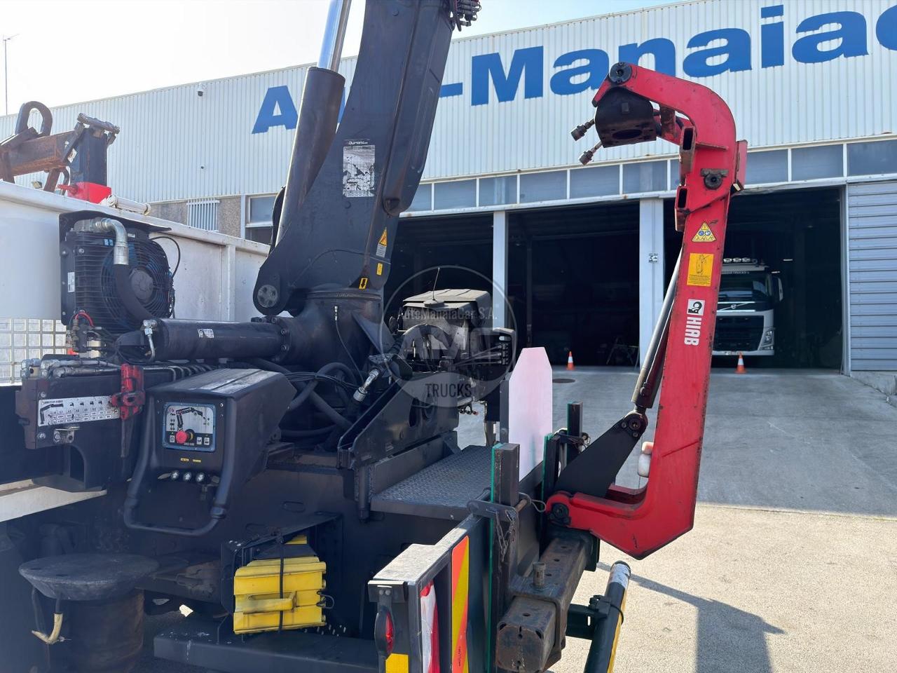 SCANIA P410 e6 8X2 ESTRADO + GRUA RETARDER 265.000KM