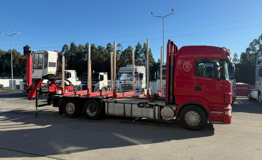 SCANIA R560 V8 6X2 ESPECIAL P/MADEIRA C/GRUA PALFINGER + CABINE FECHADA