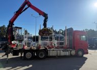 SCANIA R560 V8 6X2 ESPECIAL P/MADEIRA C/GRUA PALFINGER + CABINE FECHADA