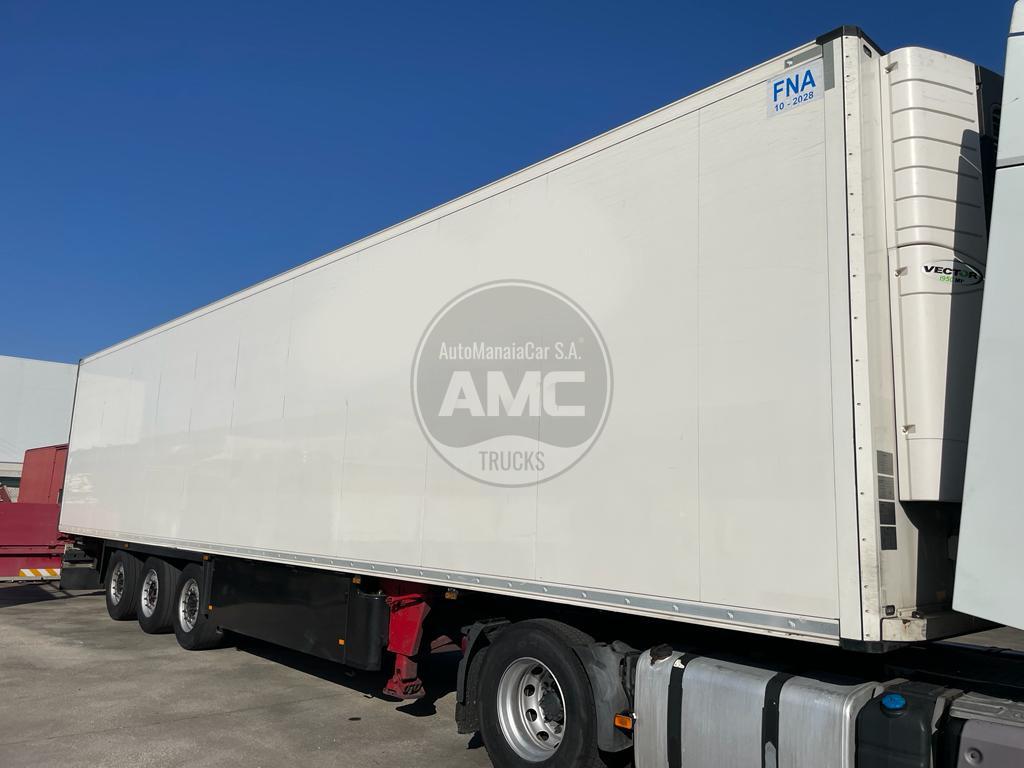 SEMI-REBOQUE SCHMITZ SCB-S3B 3 EIXOS 2016 ATP ATÉ 10/2028